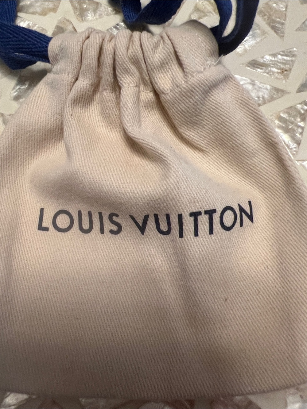 Authentic Louis Vuitton Mini Drawstring Dust Bag - Picture 2 of 5